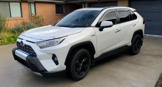 Dan and Naomi’s 2020 Toyota RAV4