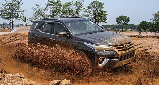 off road toyota fortuner